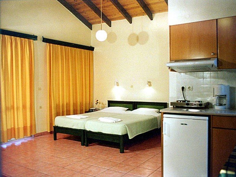 Theos Village 3*
