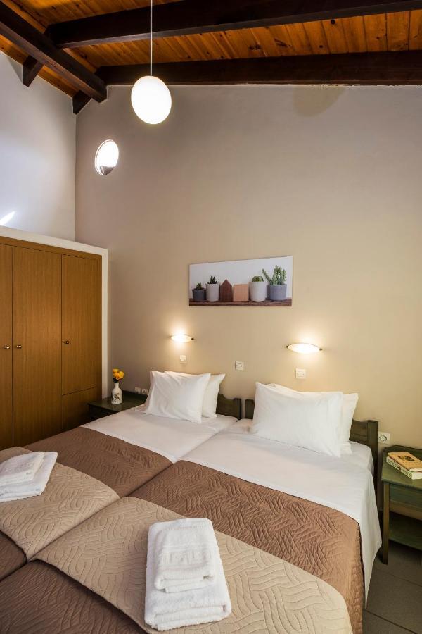 Theos Village Aparthotel