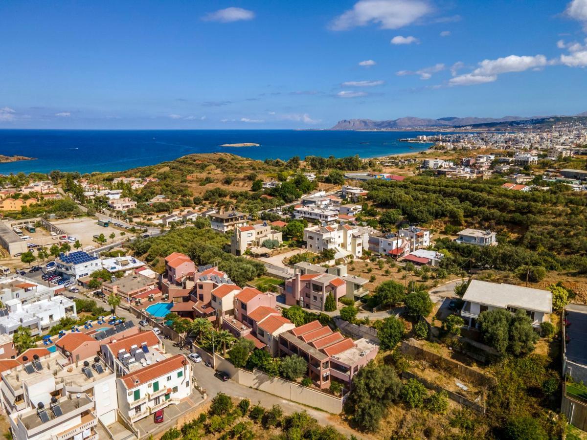 Aparthotel Theos Village 3*