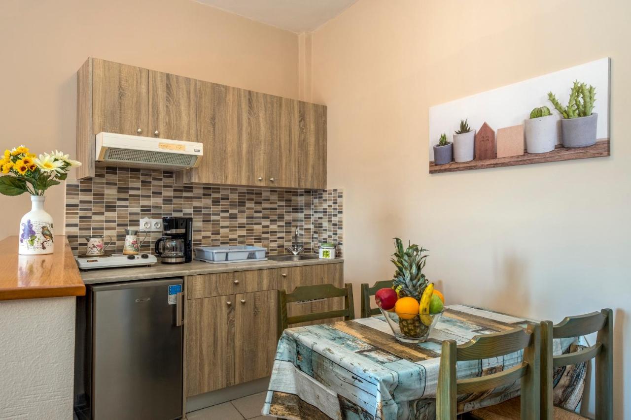 Aparthotel Theos Village 3*