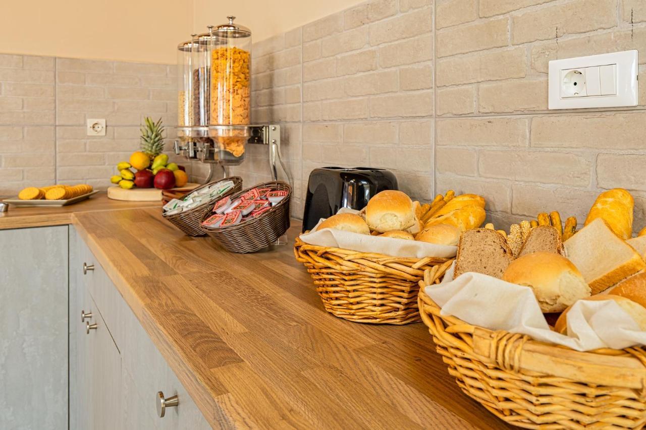 Aparthotel Theos Village Kato Daratso