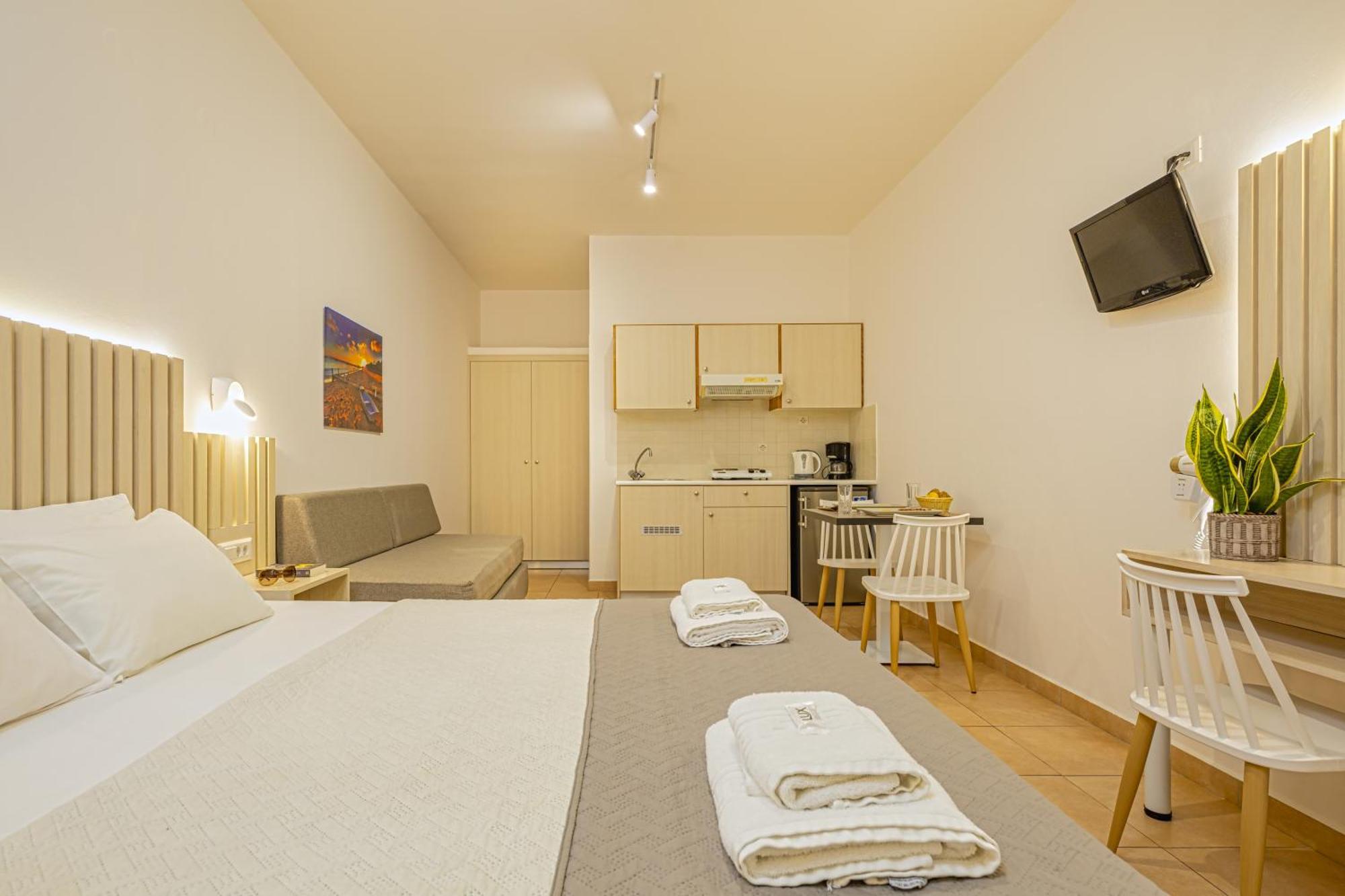 Theos Village Aparthotel