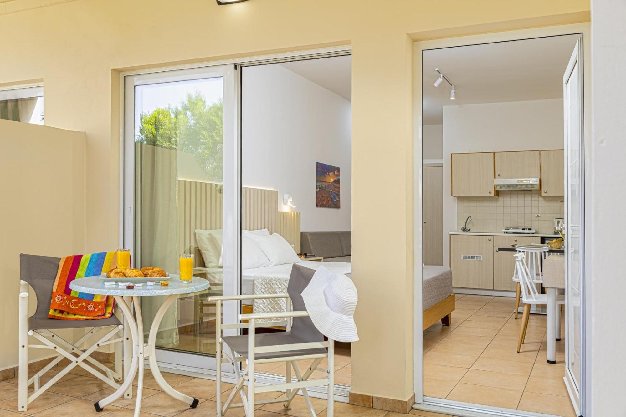Theos Village Aparthotel