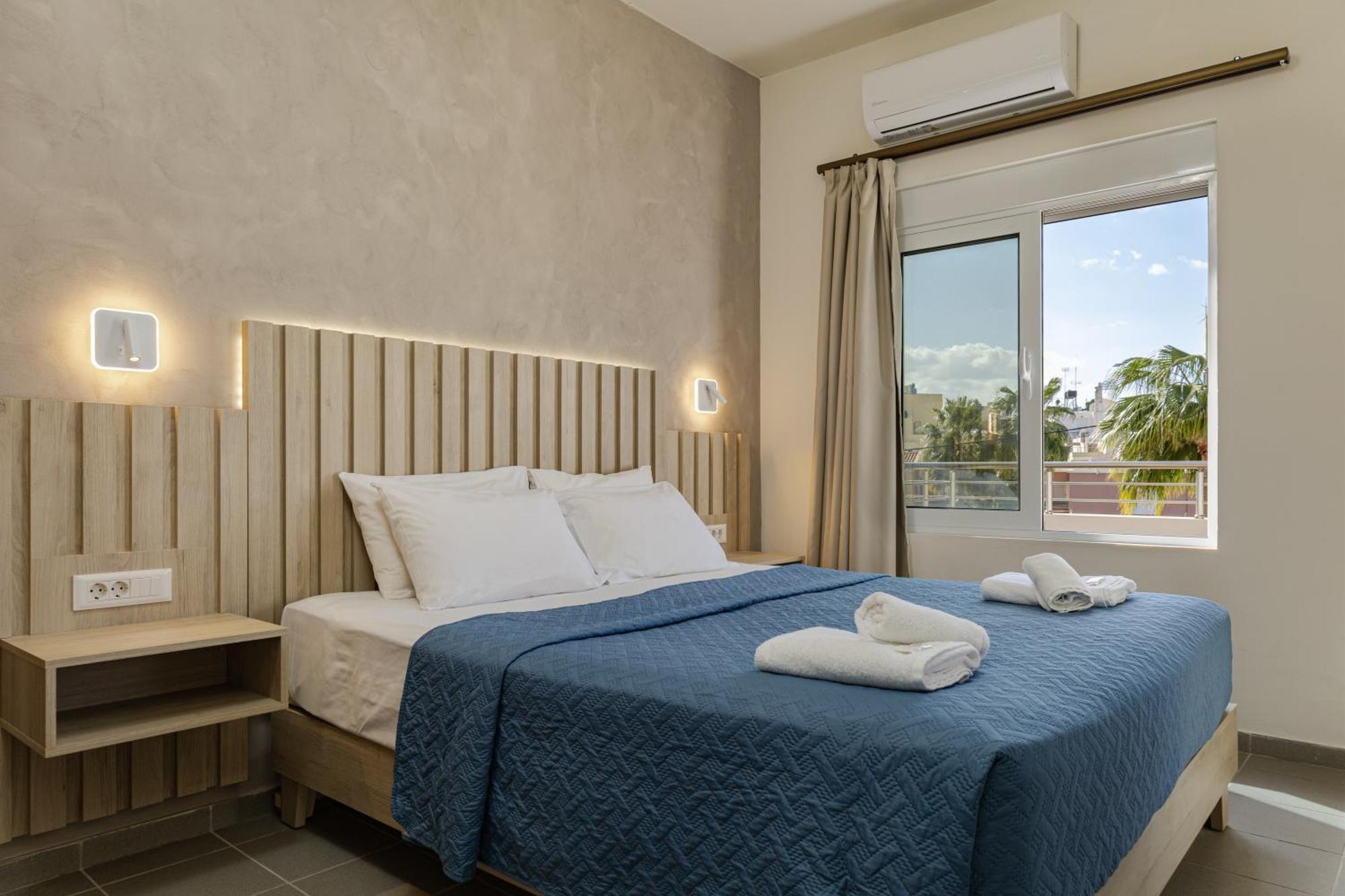Aparthotel Theos Village 3*