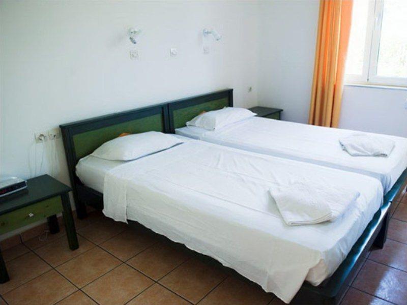 Theos Village 3*