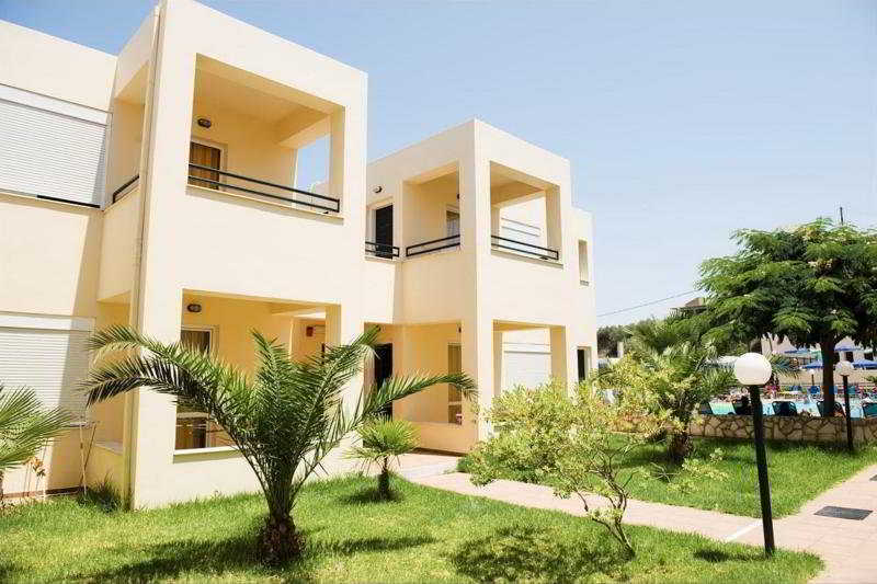 Aparthotel Theos Village 3*
