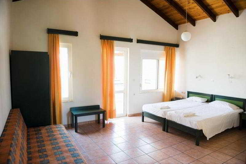 Aparthotel Theos Village Kato Daratso