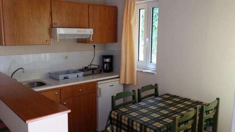 Theos Village 3*