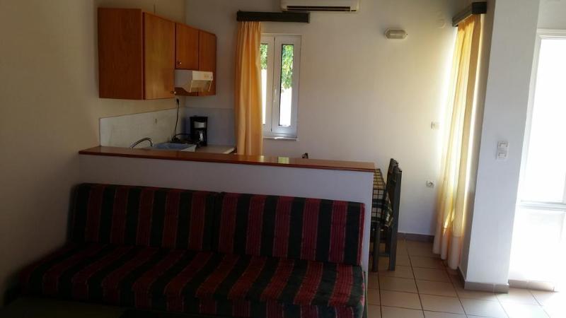 Theos Village Aparthotel